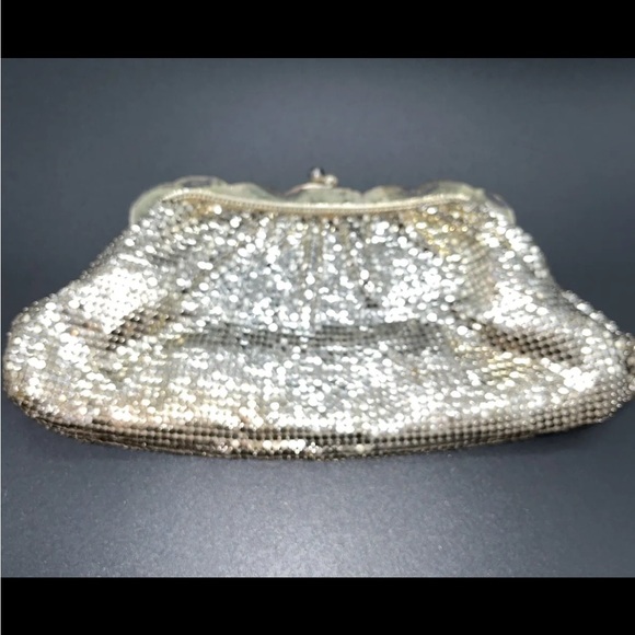 Whiting and Davis Evening Clutch 🎇 - Picture 6 of 11